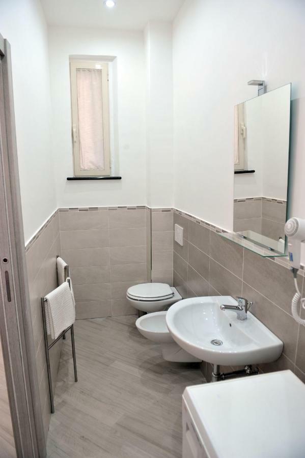 Holiday House Lual Аджерола Экстерьер фото